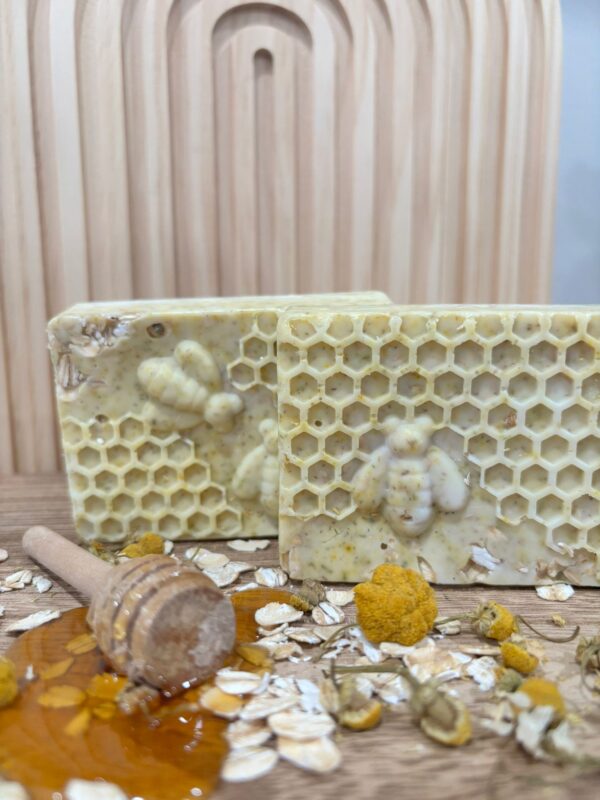 Honey & Oatmeal Soap alt