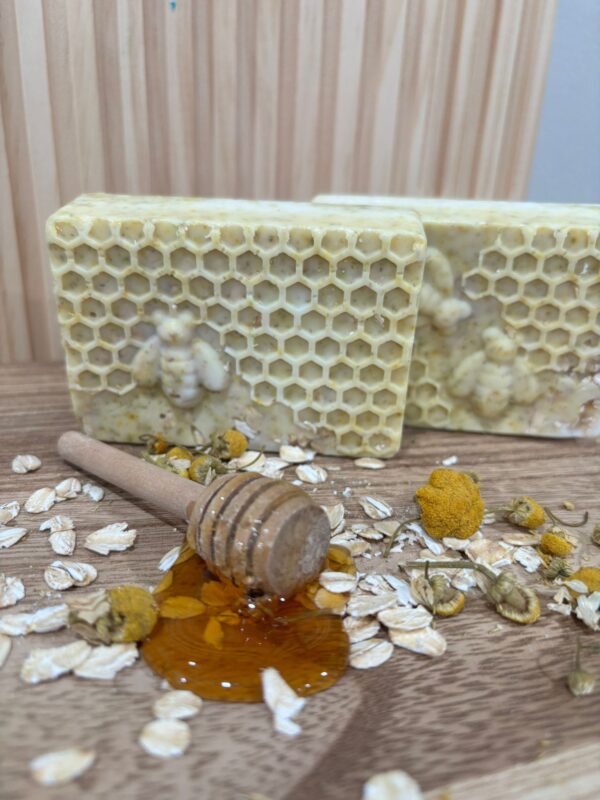 Honey & Oatmeal Soap alt