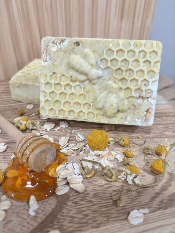 Honey & Oatmeal Soap alt